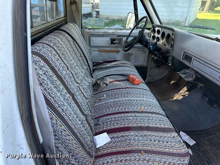 image for item DS2168 1979 Chevrolet C20  dump flatbed pickup truck