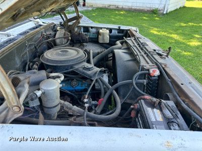 image for item DS2168 1979 Chevrolet C20  dump flatbed pickup truck