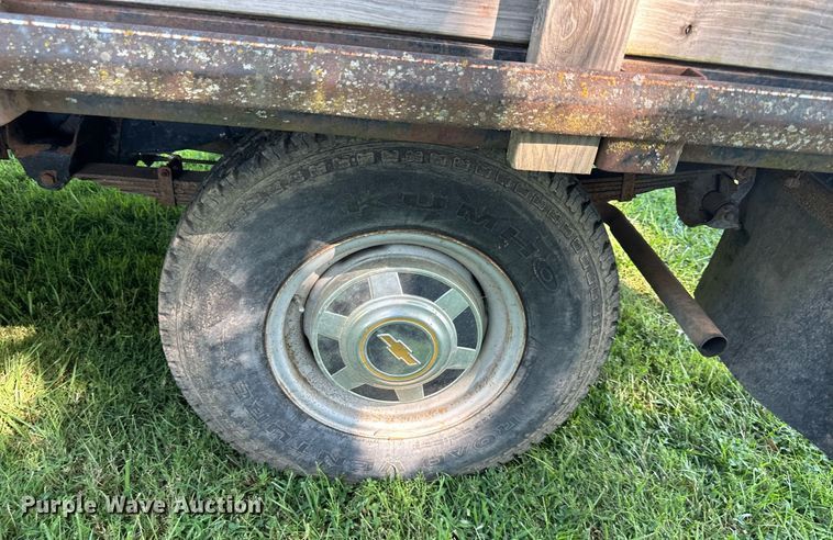 image for item DS2168 1979 Chevrolet C20  dump flatbed pickup truck