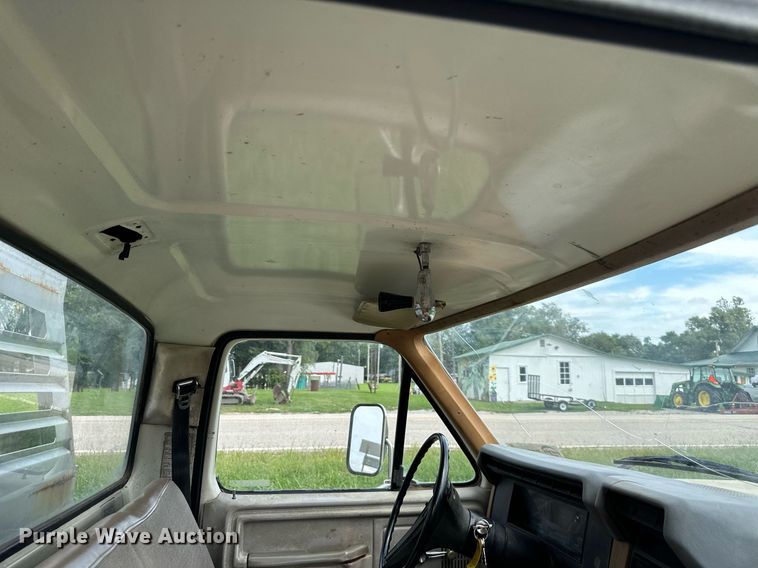 image for item DS2180 1985 Ford F350  utility bed pickup truck