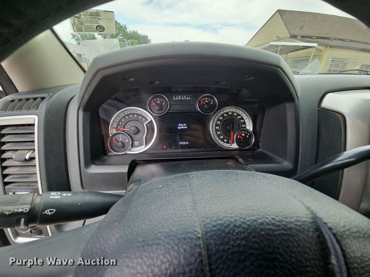 image for item DS6475 2017 Dodge Ram 2500  Crew Cab pickup truck