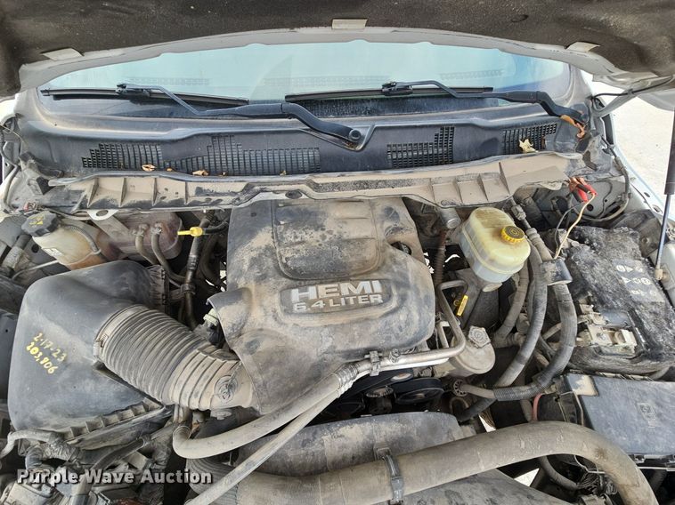 image for item DS6475 2017 Dodge Ram 2500  Crew Cab pickup truck