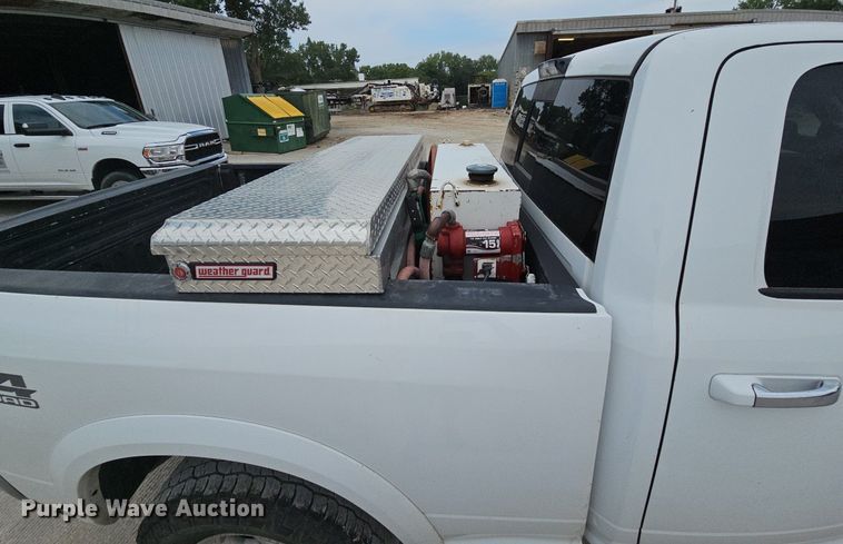 image for item DS6475 2017 Dodge Ram 2500  Crew Cab pickup truck