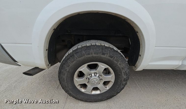 image for item DS6475 2017 Dodge Ram 2500  Crew Cab pickup truck