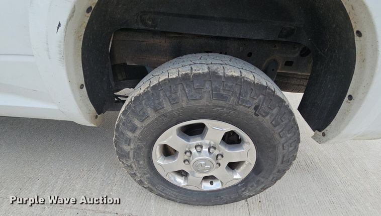 image for item DS6475 2017 Dodge Ram 2500  Crew Cab pickup truck