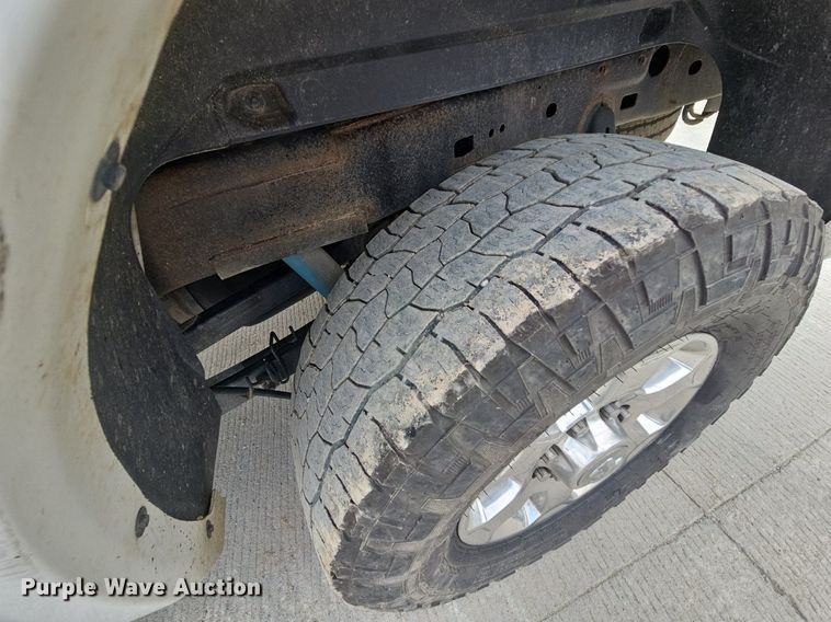 image for item DS6475 2017 Dodge Ram 2500  Crew Cab pickup truck