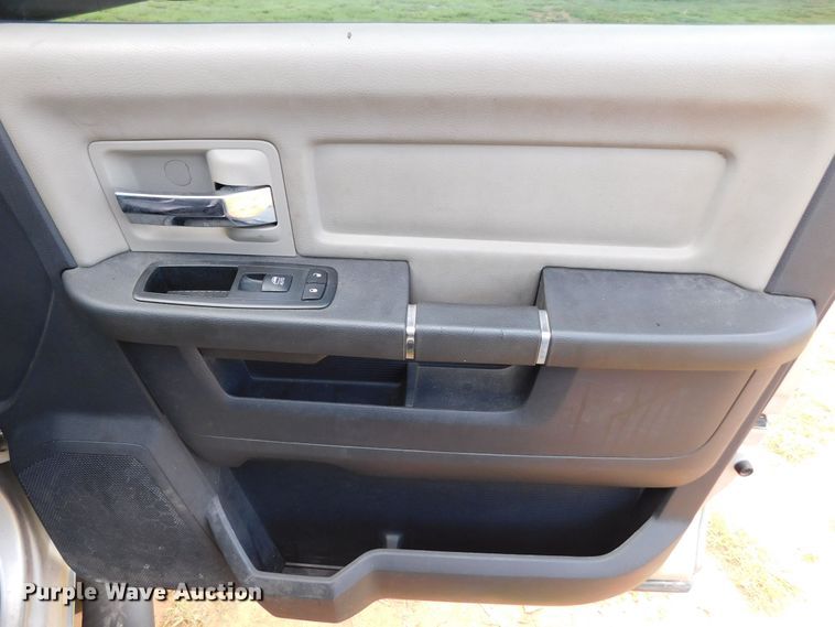 image for item GP9632 2012 Dodge Ram 2500  Crew Cab pickup truck