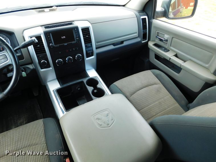 image for item GP9633 2011 Dodge Ram 2500  Crew Cab pickup truck