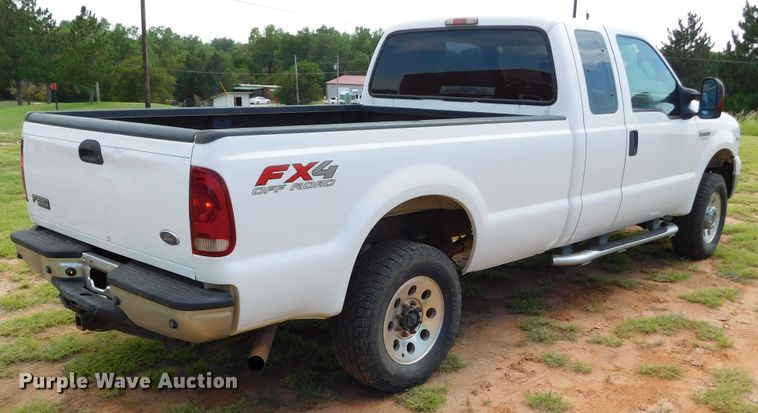 image for item GP9635 2006 Ford F250 Super Duty  SuperCab pickup truck