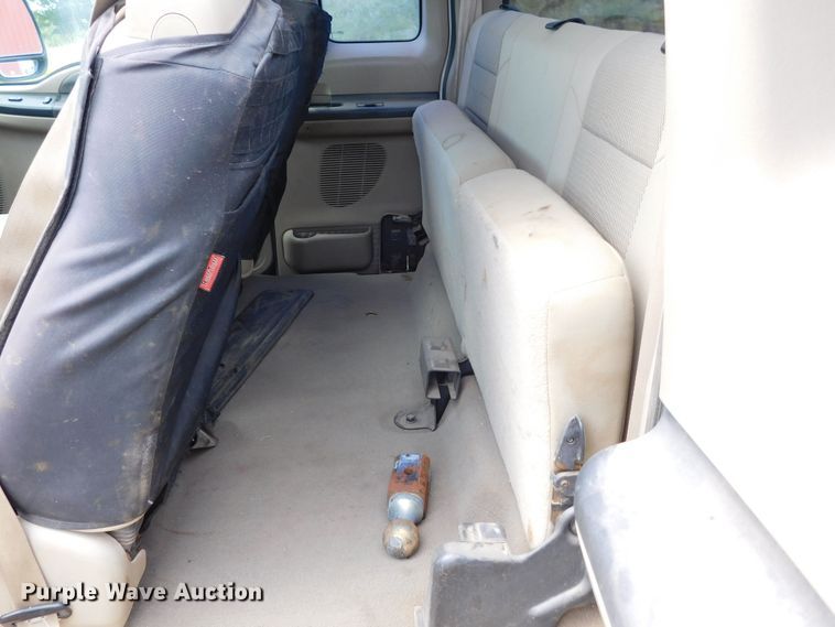 image for item GP9635 2006 Ford F250 Super Duty  SuperCab pickup truck