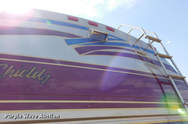 image for item GP9638 1998 Prevost XL45  RV