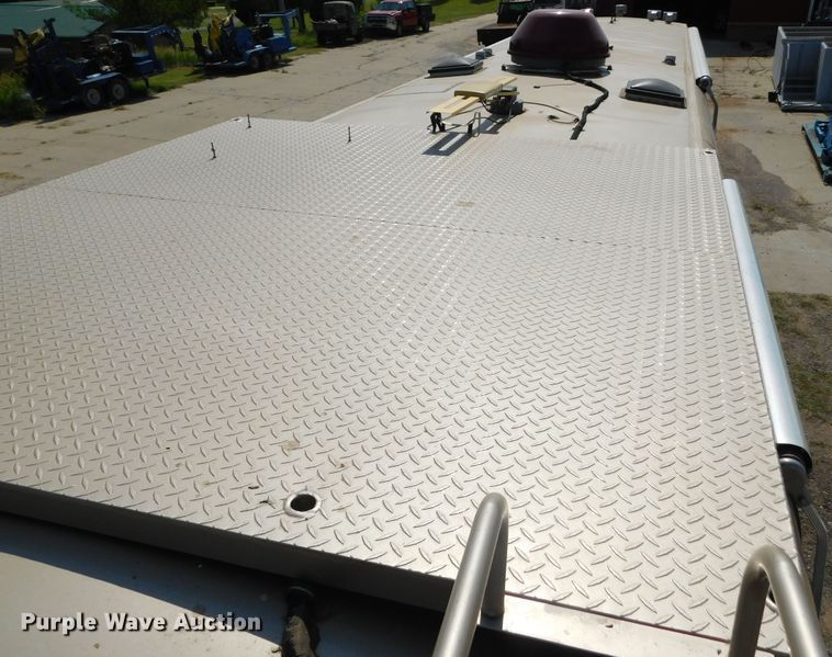 image for item GP9638 1998 Prevost XL45  RV