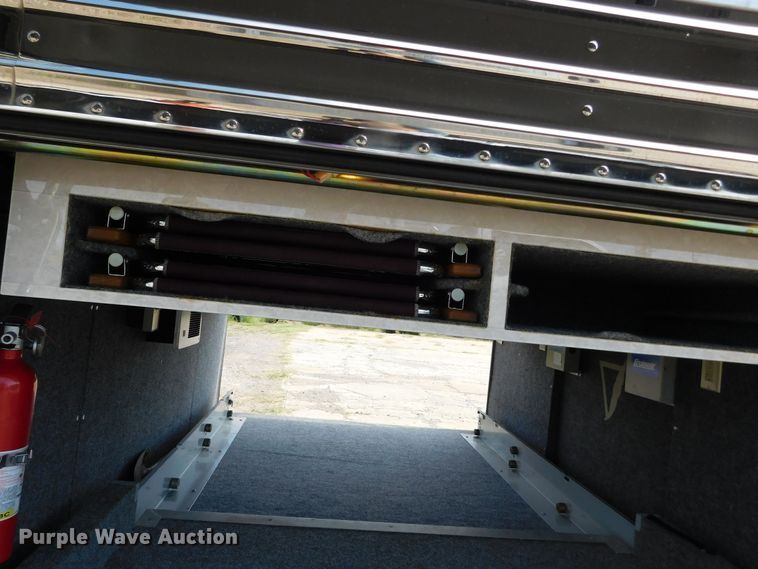 image for item GP9638 1998 Prevost XL45  RV