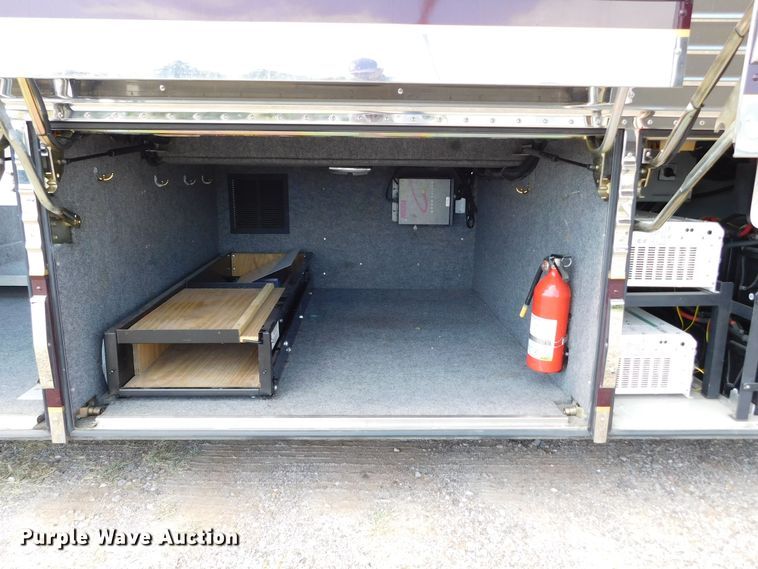 image for item GP9638 1998 Prevost XL45  RV