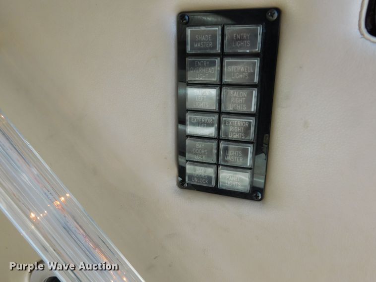 image for item GP9638 1998 Prevost XL45  RV