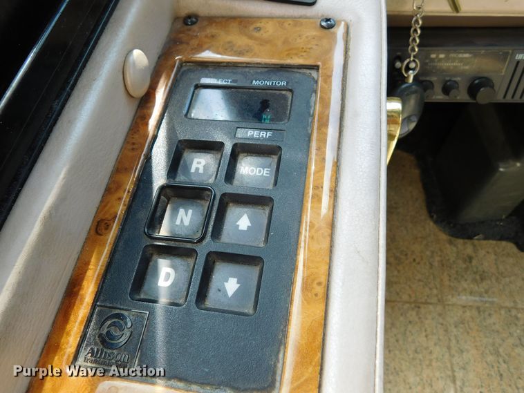 image for item GP9638 1998 Prevost XL45  RV