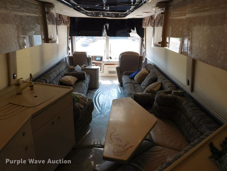 image for item GP9638 1998 Prevost XL45  RV