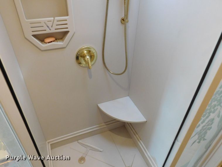 image for item GP9638 1998 Prevost XL45  RV