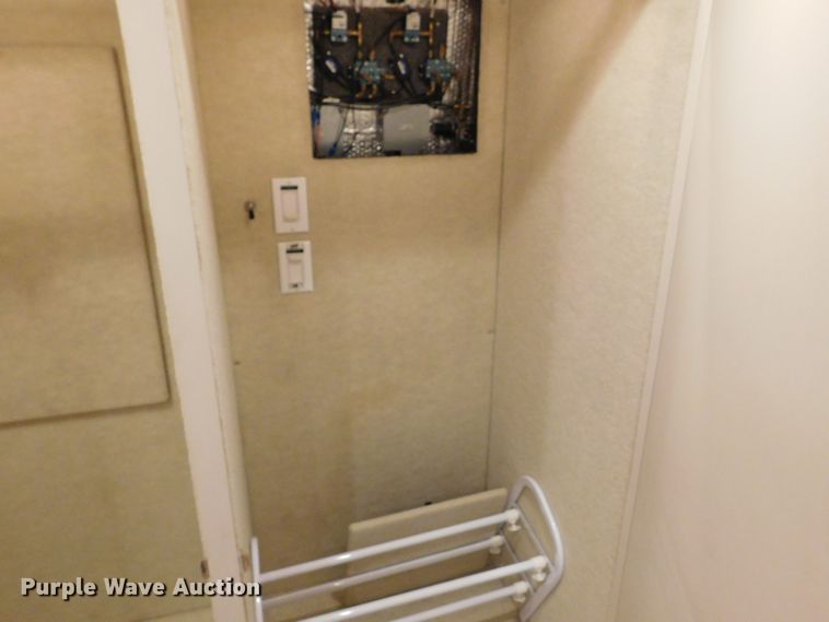 image for item GP9638 1998 Prevost XL45  RV