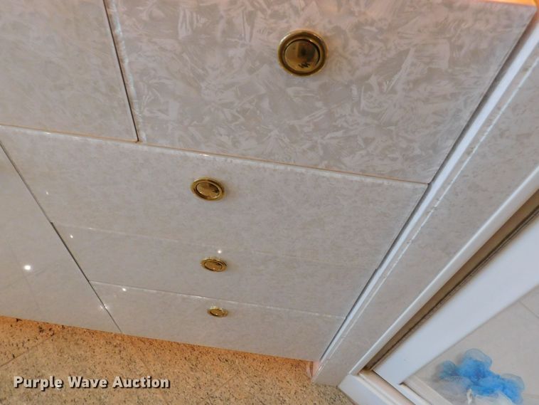 image for item GP9638 1998 Prevost XL45  RV