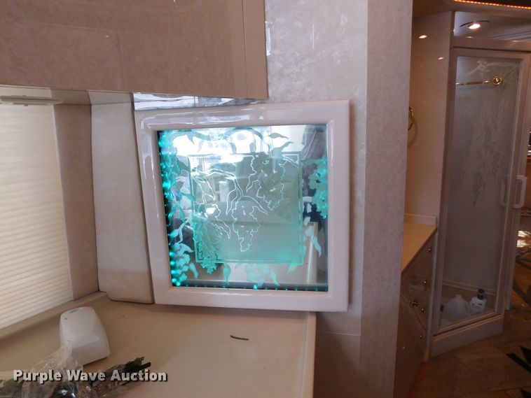 image for item GP9638 1998 Prevost XL45  RV