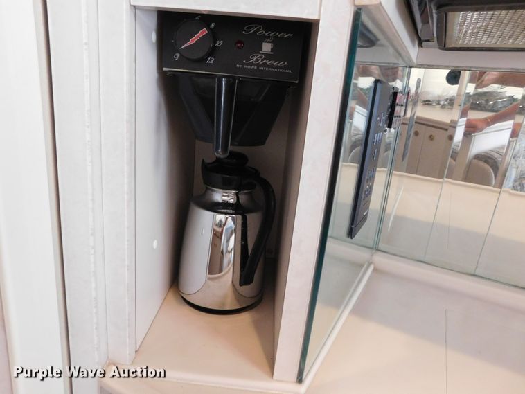 image for item GP9638 1998 Prevost XL45  RV