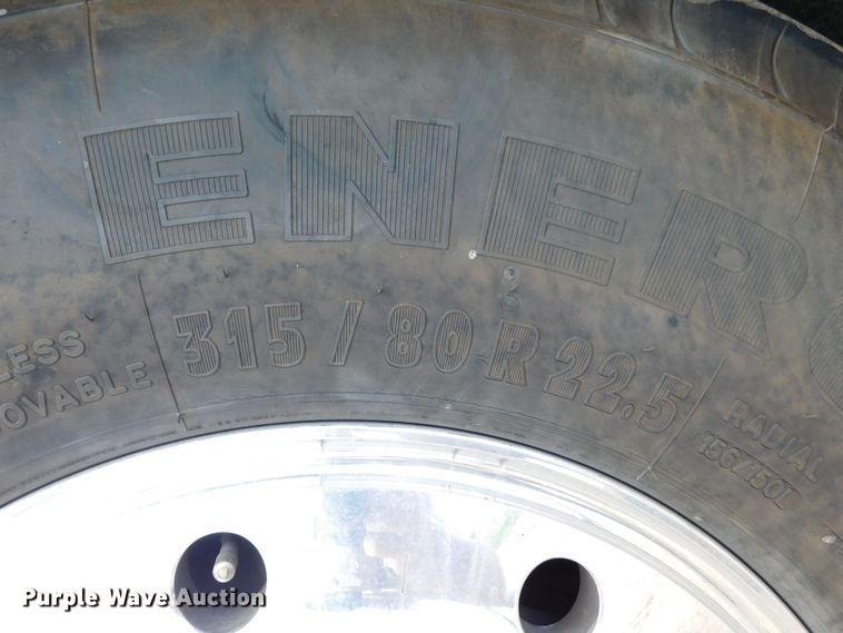 image for item GP9638 1998 Prevost XL45  RV