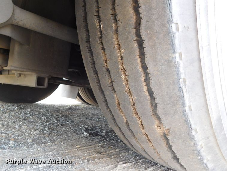 image for item GP9638 1998 Prevost XL45  RV