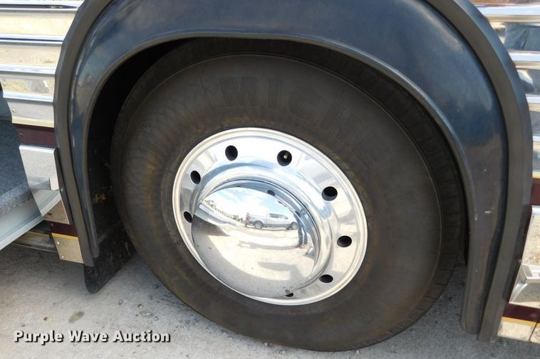 image for item GP9638 1998 Prevost XL45  RV