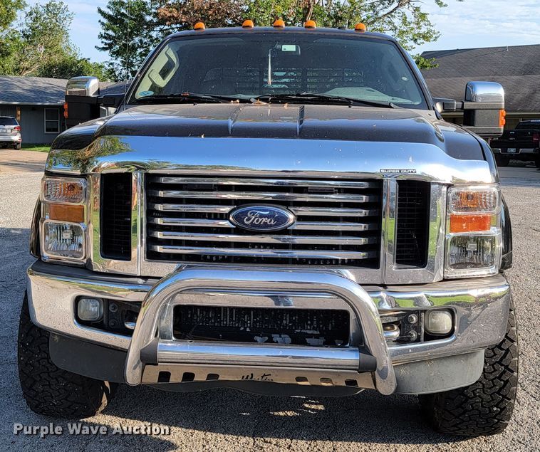 image for item HY9091 2009 Ford F350 Super Duty Lariat  Crew Cab pickup truck
