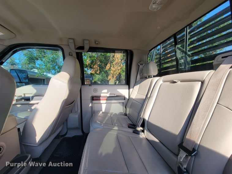 image for item HY9091 2009 Ford F350 Super Duty Lariat  Crew Cab pickup truck