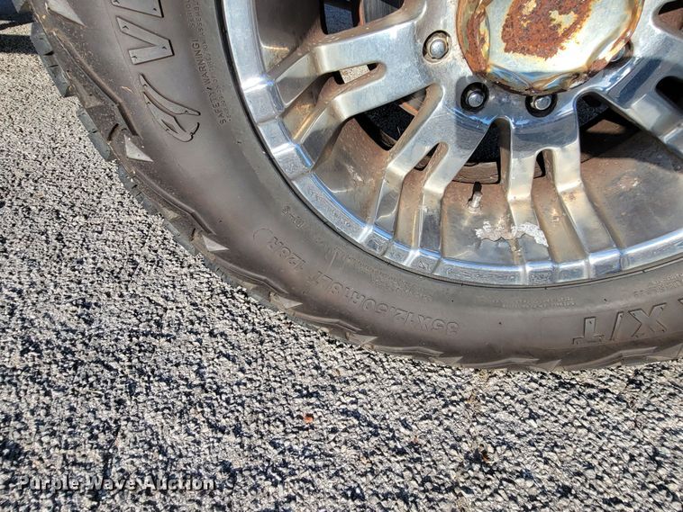 image for item HY9091 2009 Ford F350 Super Duty Lariat  Crew Cab pickup truck