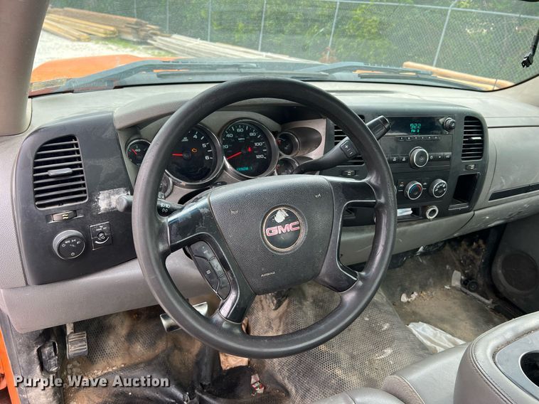 image for item II9220 2011 GMC Sierra 3500HD  dump flatbed pickup truck