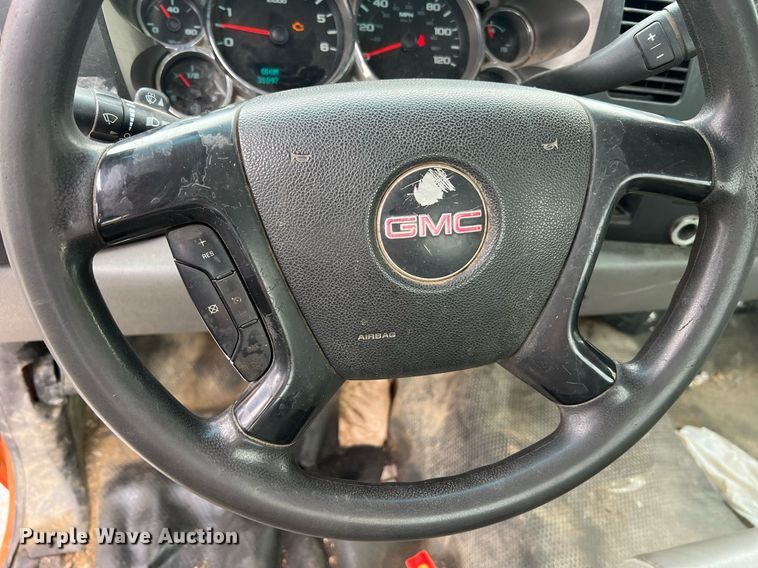 image for item II9220 2011 GMC Sierra 3500HD  dump flatbed pickup truck