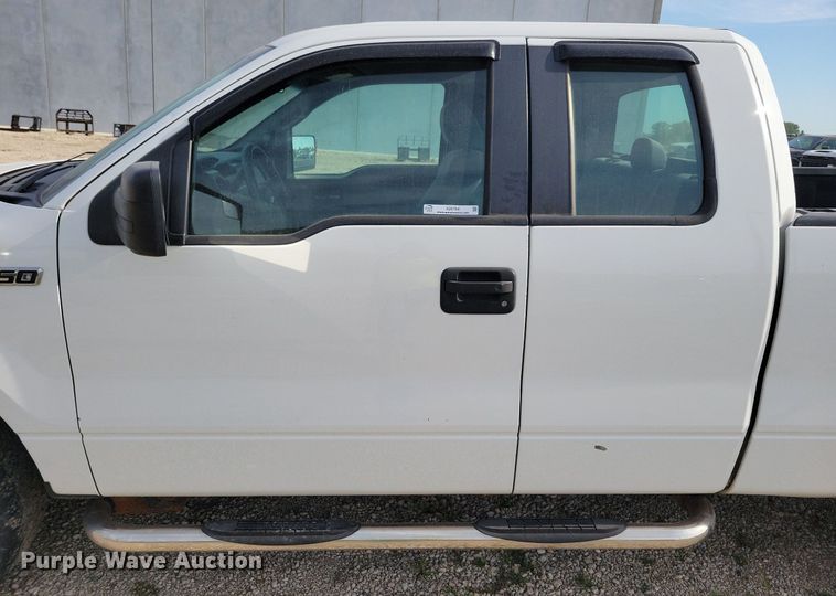 image for item IQ9764 2013 Ford F150  SuperCab pickup truck