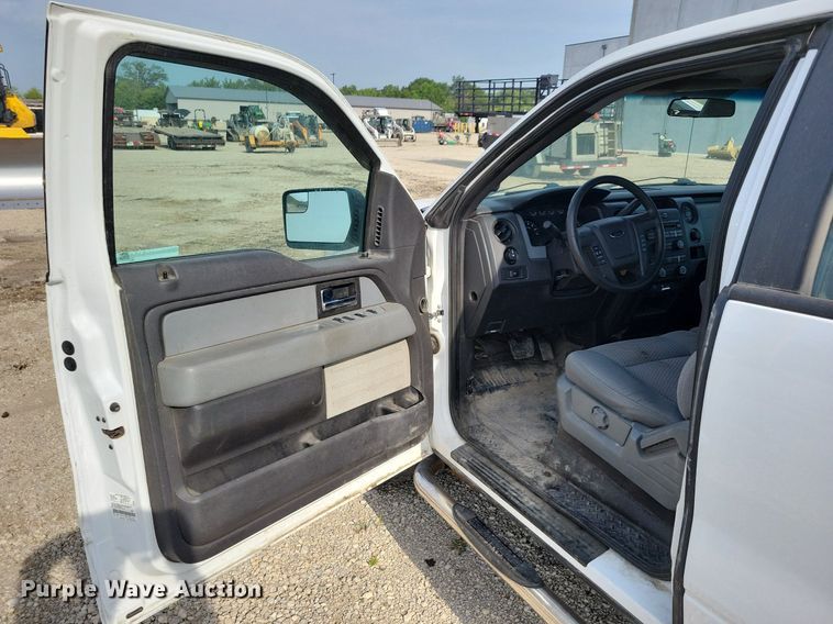 image for item IQ9764 2013 Ford F150  SuperCab pickup truck