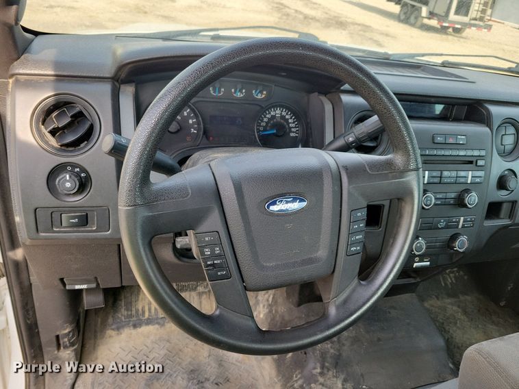 image for item IQ9764 2013 Ford F150  SuperCab pickup truck