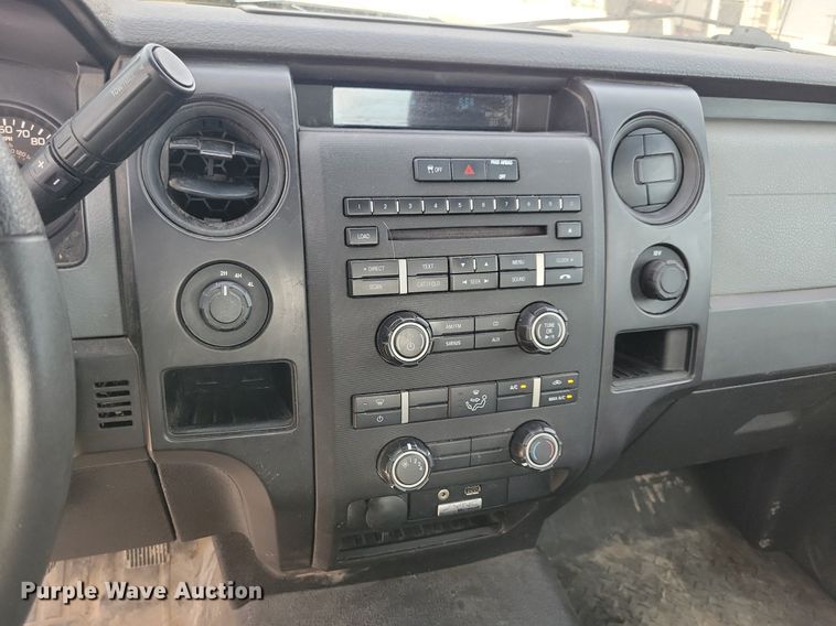 image for item IQ9764 2013 Ford F150  SuperCab pickup truck