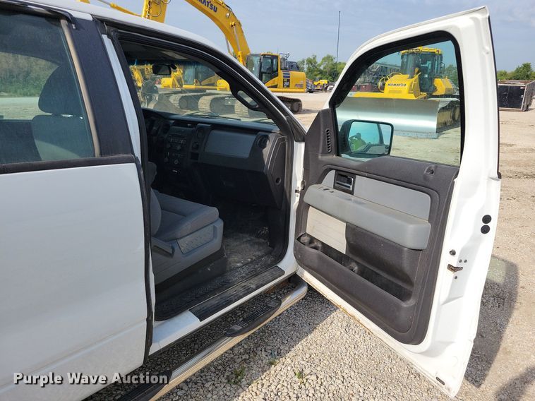 image for item IQ9764 2013 Ford F150  SuperCab pickup truck