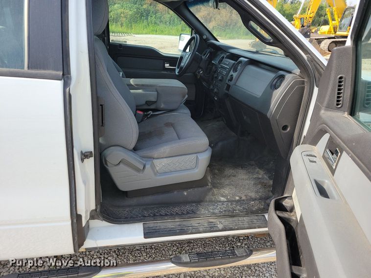 image for item IQ9764 2013 Ford F150  SuperCab pickup truck