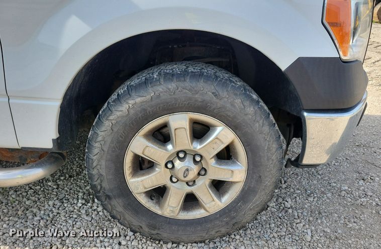 image for item IQ9764 2013 Ford F150  SuperCab pickup truck