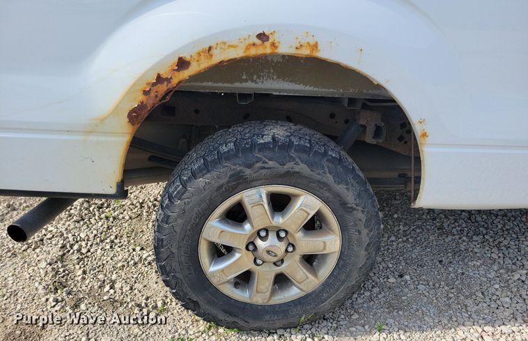 image for item IQ9764 2013 Ford F150  SuperCab pickup truck