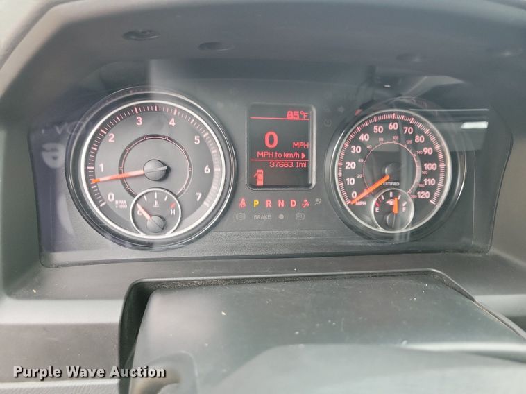 image for item IQ9807 2018 Dodge Ram 1500  Crew Cab pickup truck