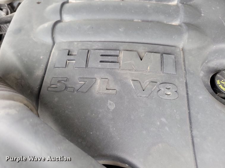 image for item IQ9807 2018 Dodge Ram 1500  Crew Cab pickup truck