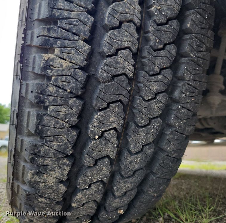 image for item IQ9807 2018 Dodge Ram 1500  Crew Cab pickup truck