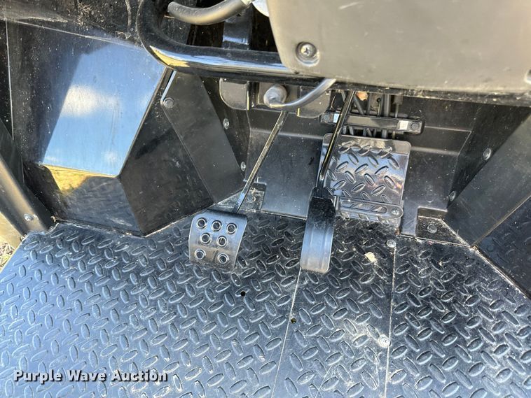 image for item JD9025 2015 Kawasaki Mule 610  utility vehicle