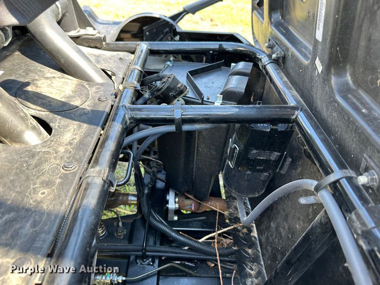 image for item JD9025 2015 Kawasaki Mule 610  utility vehicle