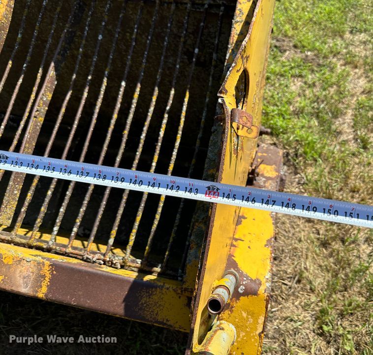 image for item JD9027 E. D. Etnyre & Co  chip spreader