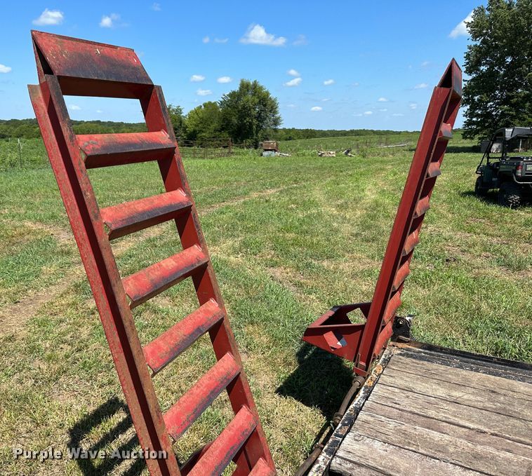 image for item JD9028 2017 Towmaster T-12D  equipment trailer