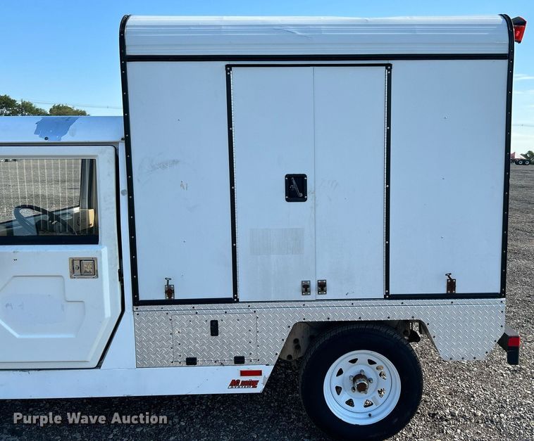 image for item JW9321 2009 E-Ride Industries  utility vehicle